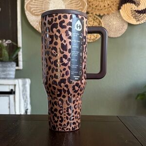 HYDROJUG 32 oz. Traveler Tumbler - Savanna! New! Limited Edition!